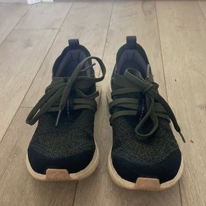 Stella McCartney x Adidas Sneakers